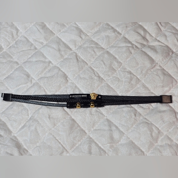 <AUTH> Versace Unisex Black and Gold Leather And GunMetal Medusa Bracelet New - Picture 10 of 10